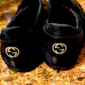 Mens black leather sneakers size 7.5